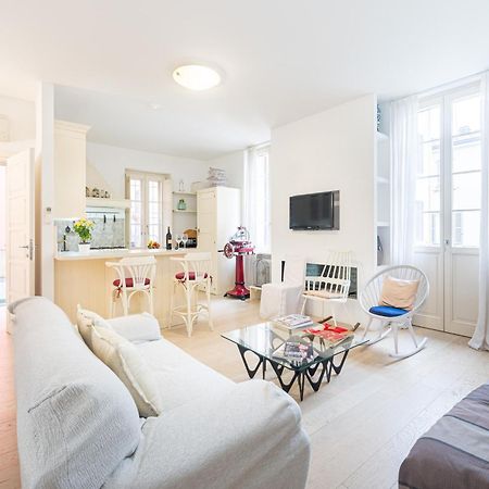 Teatro Regio Exclusive Apartment パルマ エクステリア 写真